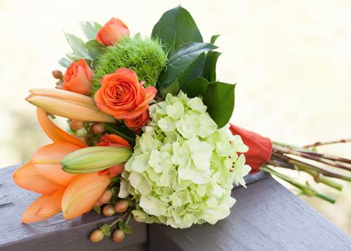 orange-vibrant-lillies-hydrangea-bouquet, Appleton WI Wedding Florist, Memorial Florists