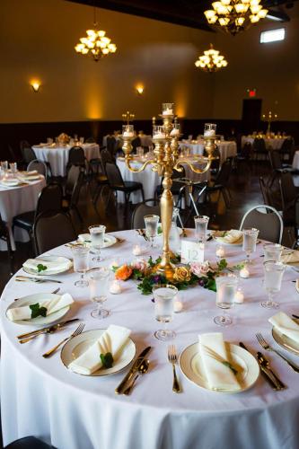 Wedding Reception Tablescape, Appleton WI Wedding Florist, Memorial Florists